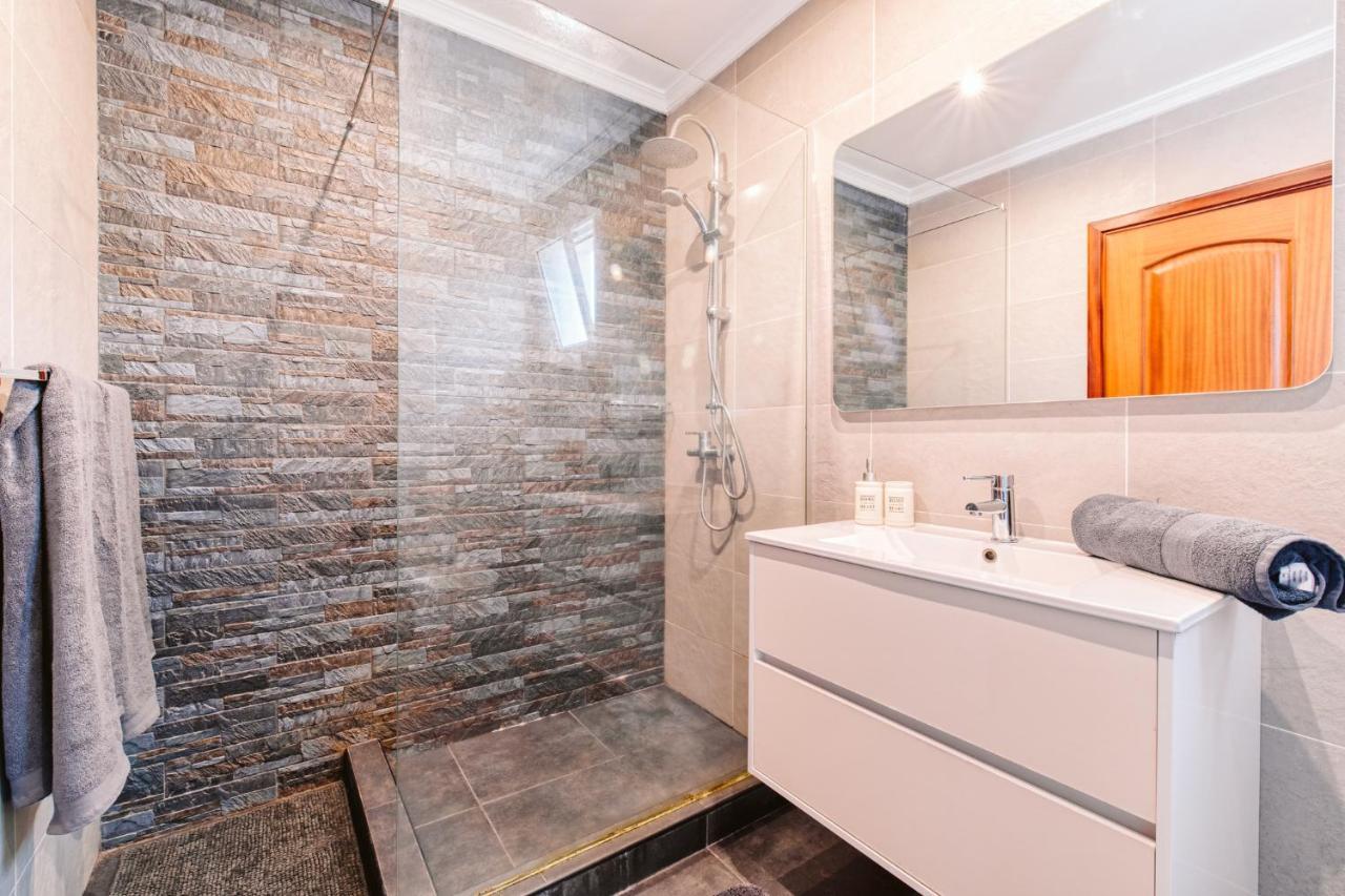 Vip VI - Sea View Apartment カニコ エクステリア 写真
