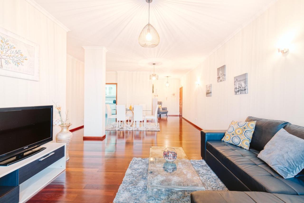 Vip VI - Sea View Apartment カニコ エクステリア 写真