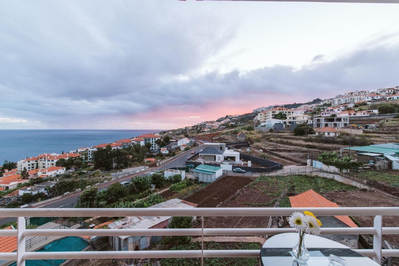 Vip VI - Sea View Apartment カニコ エクステリア 写真